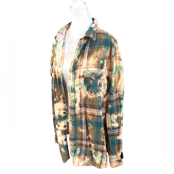 Upcycled DIY Custom Bleached Flannel Shirt Size XL (XLF100) - Picture 3 of 6